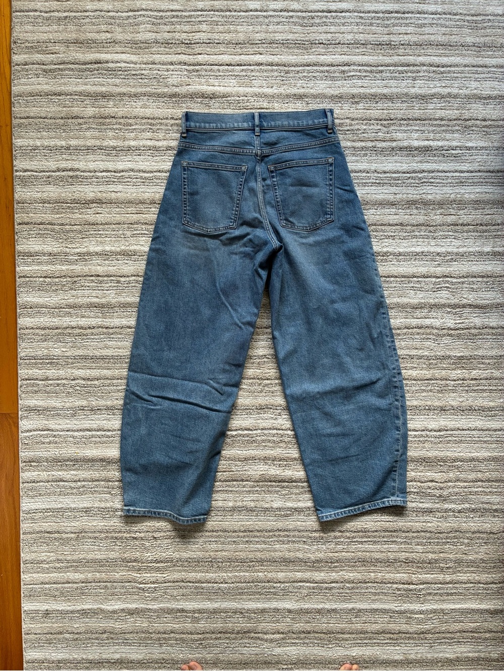 Everlane Way High Curve Jeans sz 28 - Picture 4 of 5